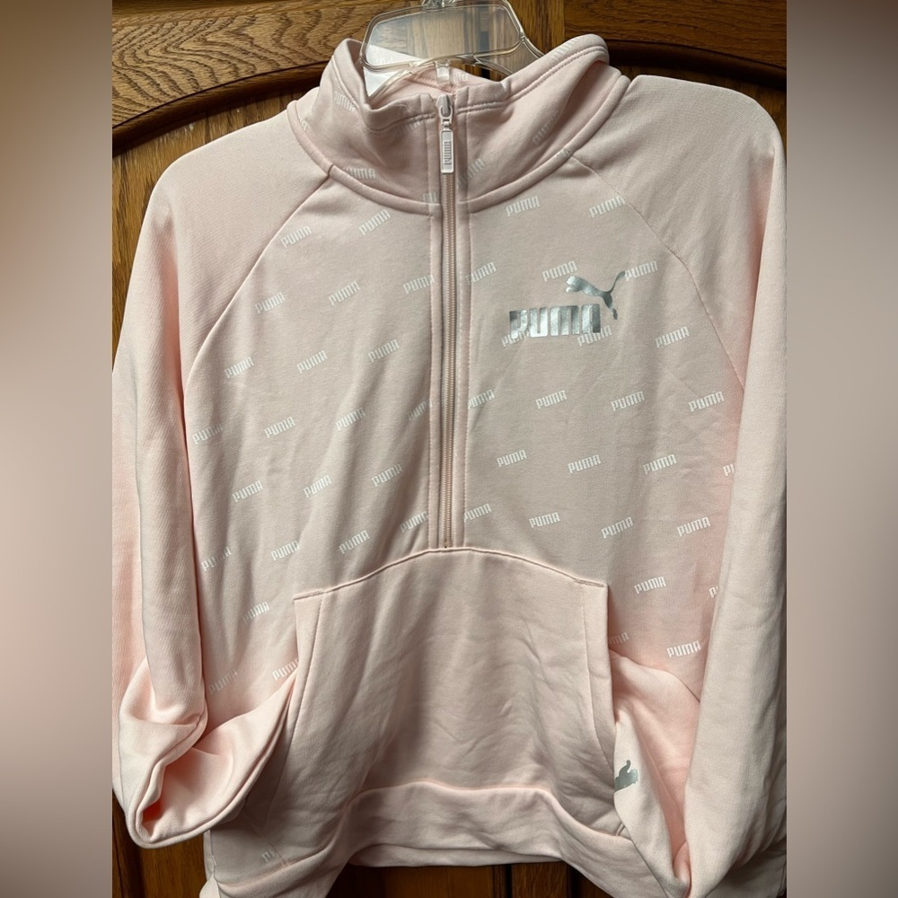 BNWT Puma Sz XL Women’s Cropped Sweatshirt